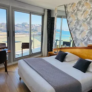 3* Hotel Le Crystal